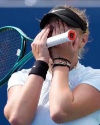 女单半决赛留下最大悬案：阿尼西莫娃会成为第二个最大铺路工？